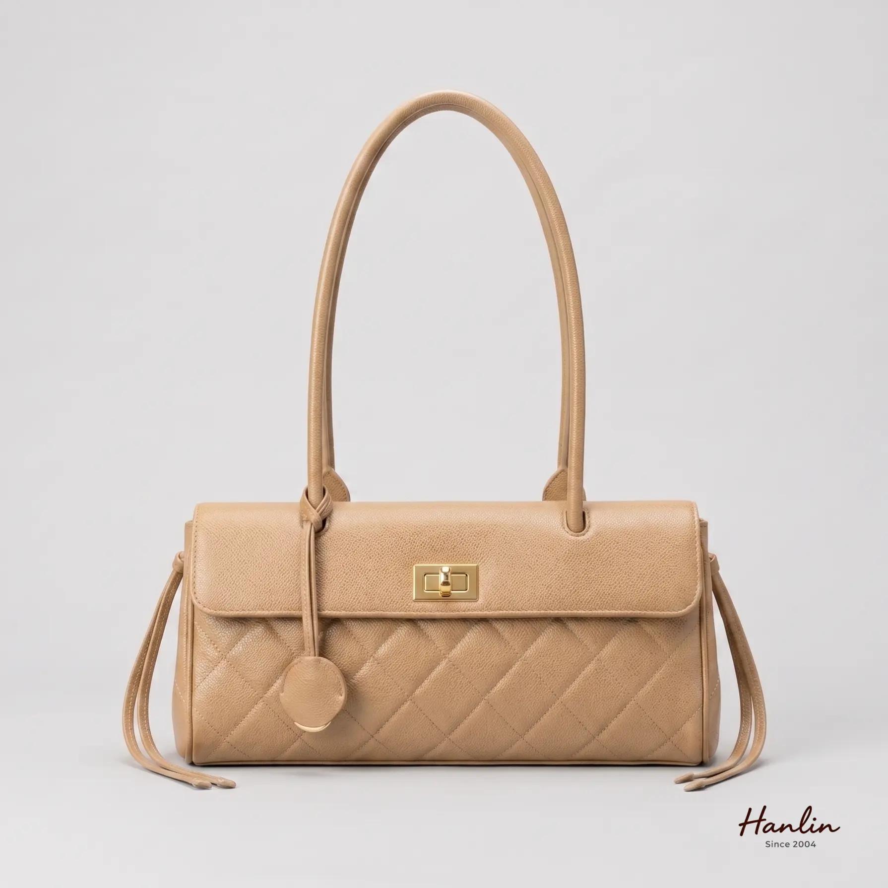 Discover the Versatility of the Shoulder Bag: From Designer to Fashion Trends